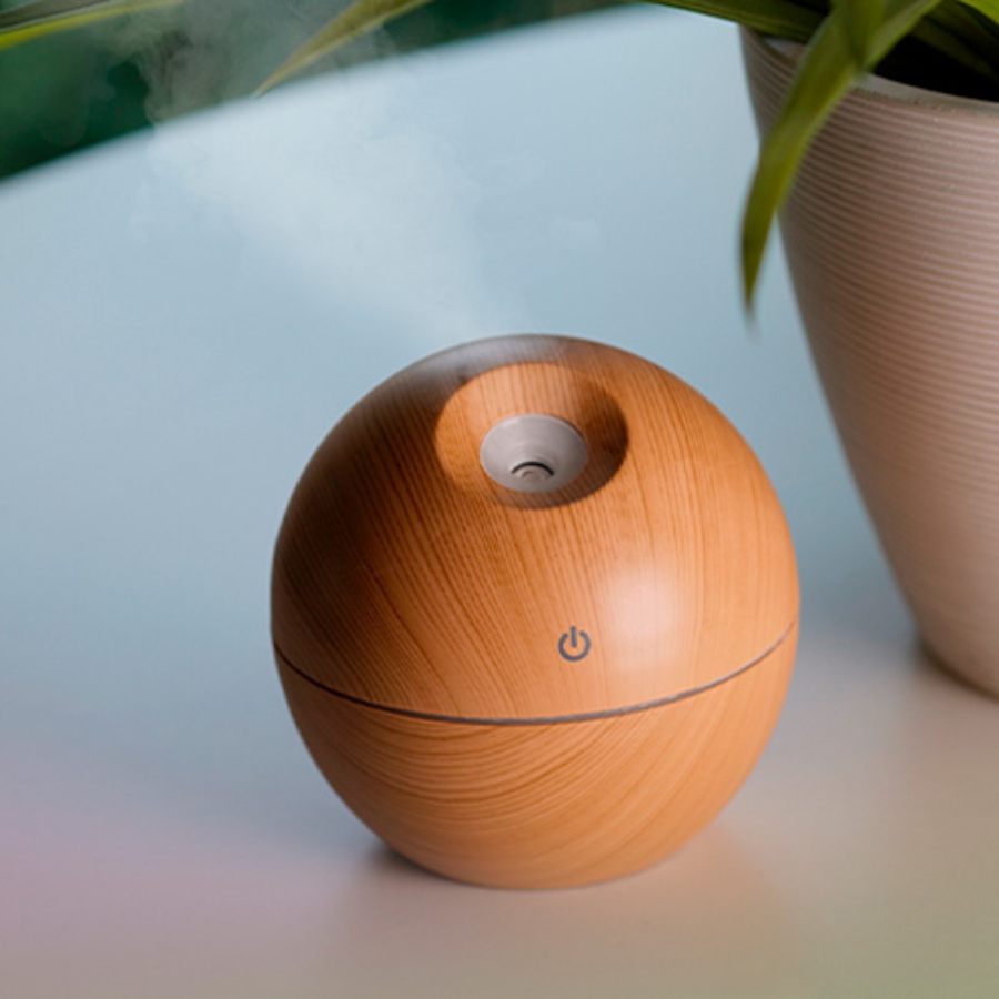 HUMIDIFICADOR DE PLÁSTICO CON ENCENDIDO TOUCH F0338